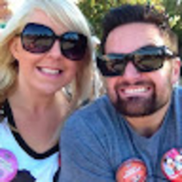 Meet your Posher, Jennifer - Picture 1 of 1